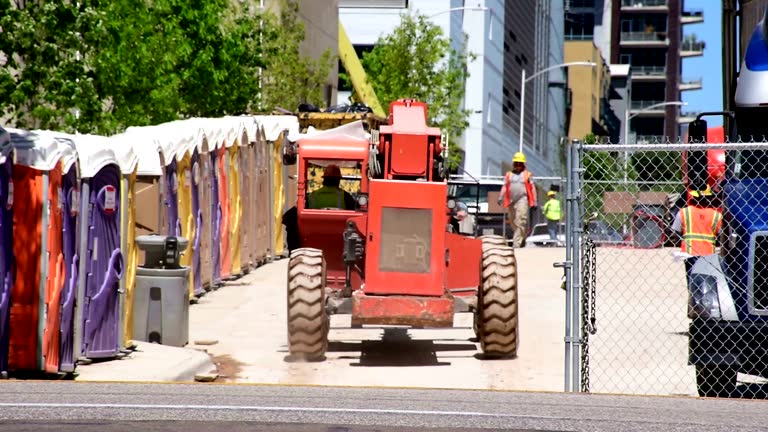 Best Portable Toilet Rental for Emergency Services  in Ara, AL